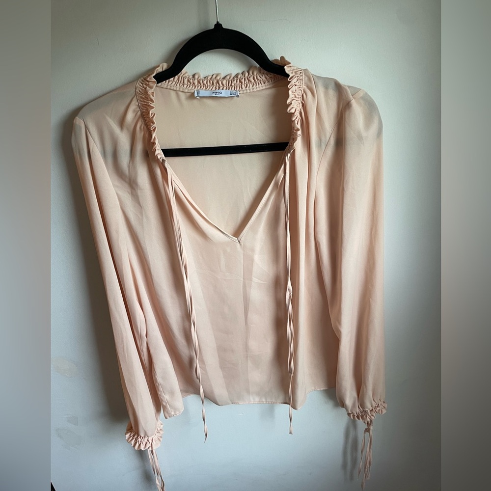 MANGO Tie-neck Women’s blouse Sheer Pale Pink Medium Size 6 (J) business casual